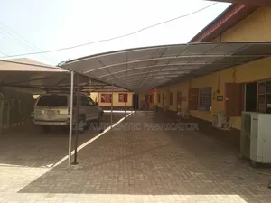 Dampalon Shade, Carport Material