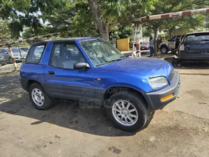 Toyota RAV4 Automatic 2000 Blue
