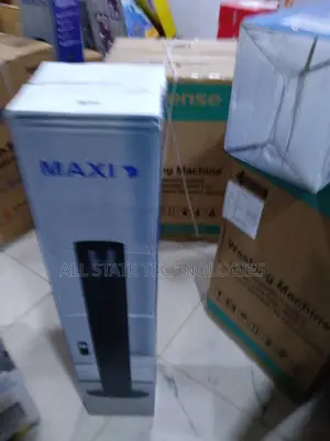 Brand New Maxi 40-Inch Oscillating Tower Fan Black