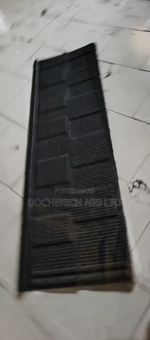 Original And Rugged Shingle Stone Coated Roofing Sheet