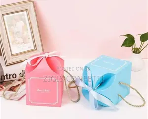 Noble Gift Box For Birthdays, Parties, Etc 20*20cm