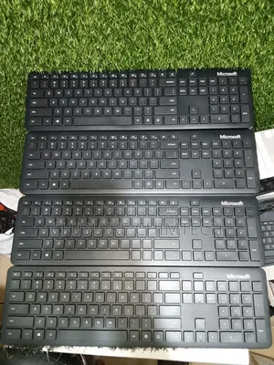 Microsoft Bluetooth Keyboard 1898