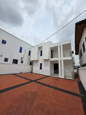4bdrm Duplex in Agodi for sale