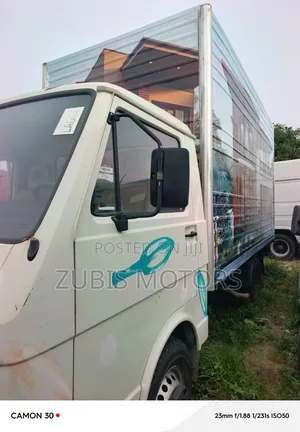 Volkswagen LT 2000 White