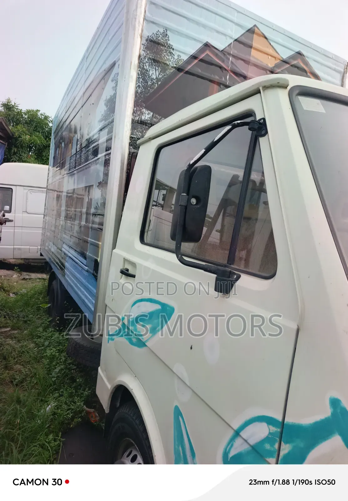 Volkswagen LT 2000 White