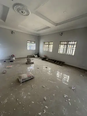 5bdrm Duplex in Mabglobal, Gwarinpa for rent