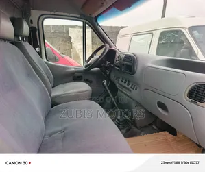 Ford Transit 2000 White