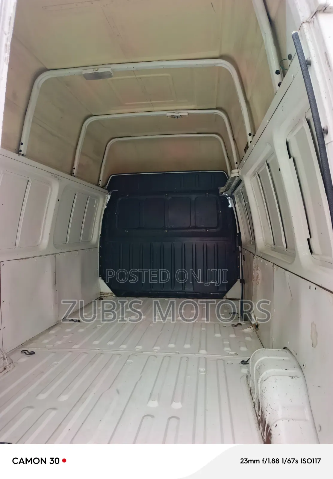 Ford Transit 2000 White