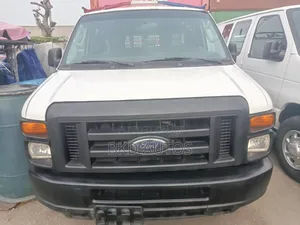 Ford E250 2013 White