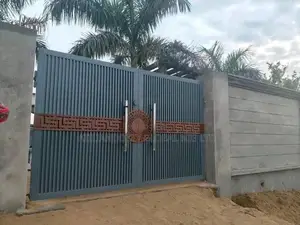 Sliding Gate