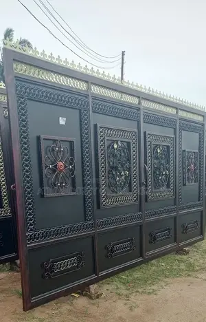 Clading Gate Wrought Iron