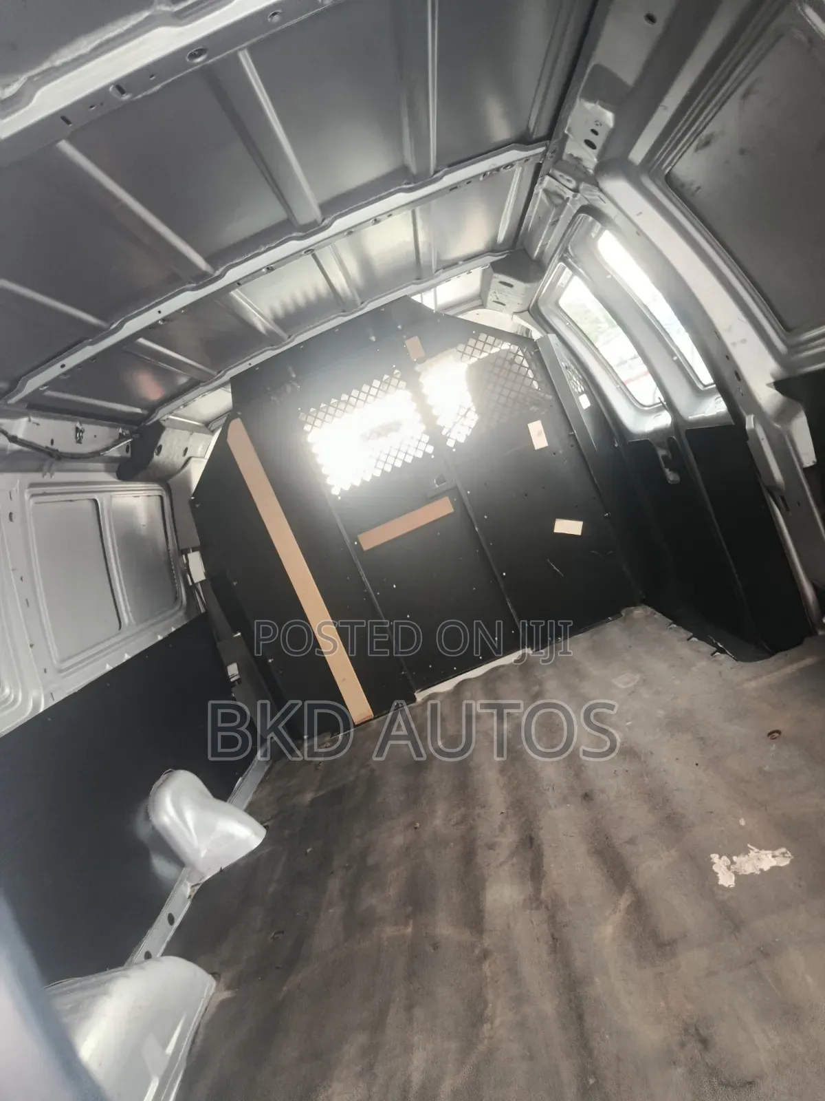 Ford E250 2013 White