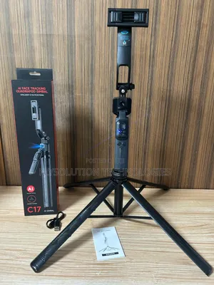 C17 Ai Auto Face Tracking Quadrapod Gimbal
