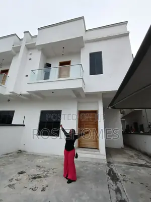 4bdrm Duplex in Light Estate, Sangotedo for sale