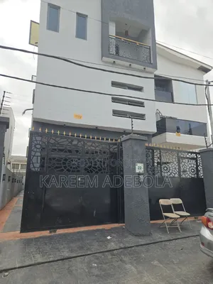 3bdrm Duplex in Kudeti Akora Estate for rent