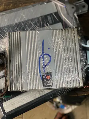JBL Amplifier for Toyota Camry 07 to 2010.