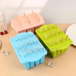 12 Cavity Silicone Ice Cream Mold With Cover - 1pc