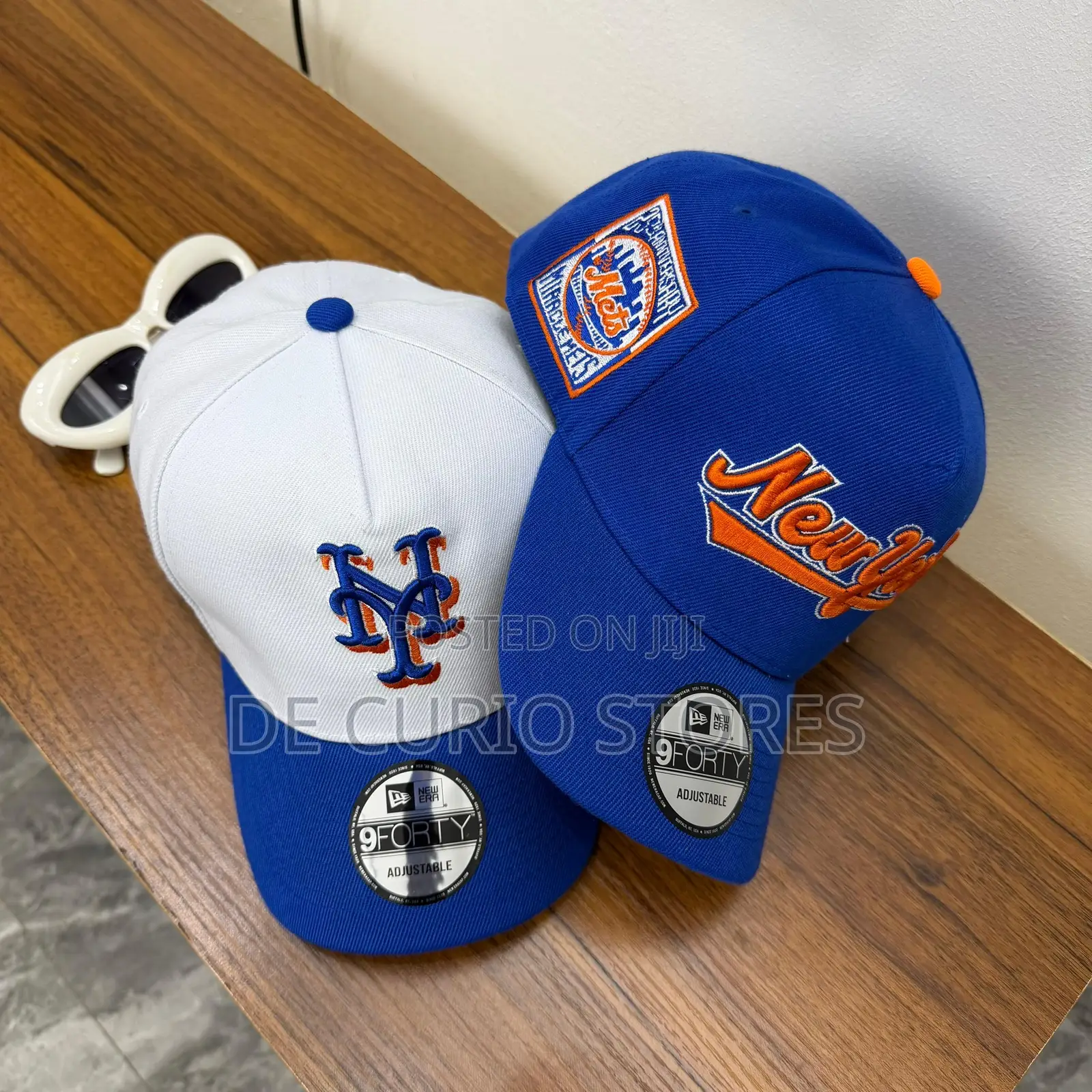 High Quality Adjustable Pre-Curved Base Ball Caps