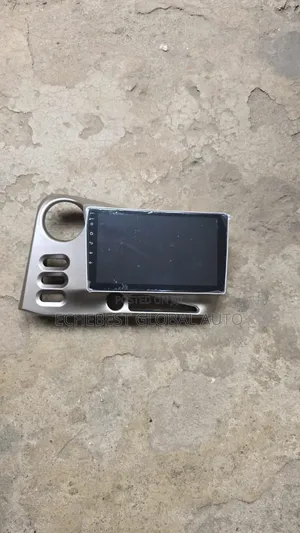 Android Multi Player Radio for Toyota Matrix. Brand New