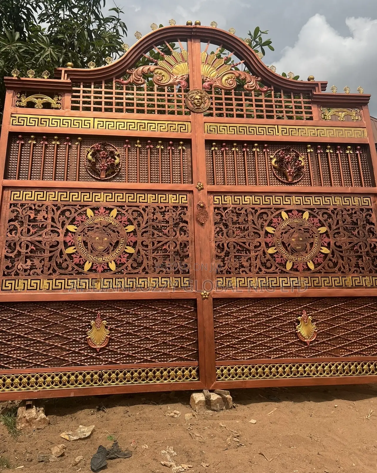 Latest Double Head Versace Gate