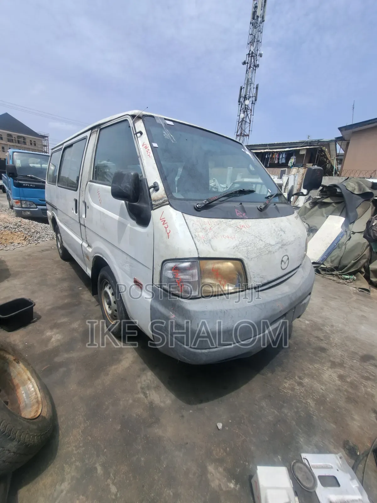Mazda Bongo 2010