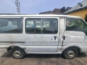 Mazda Bongo 2010