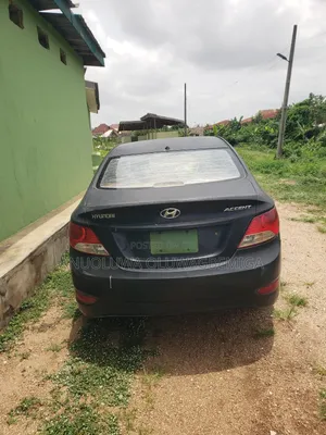 Hyundai Accent 2012 Black