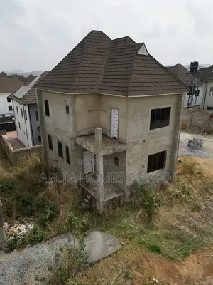 4bdrm Duplex in Dantata Estate, Kubwa for sale