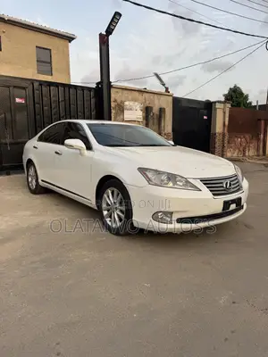 Lexus ES 350 2011 White