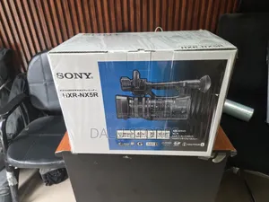 Sony HXR-Nx5r Nxcam Professional Camcorder