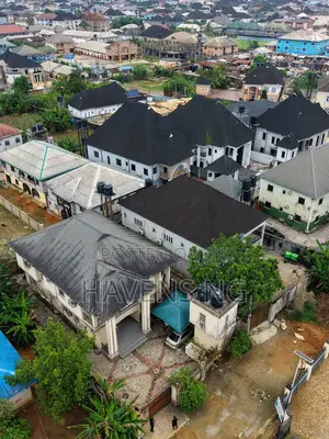 5bdrm Duplex in Obio-Akpor for sale