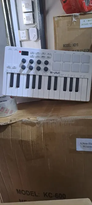 Middle Keyboard M-Vave SMK 25