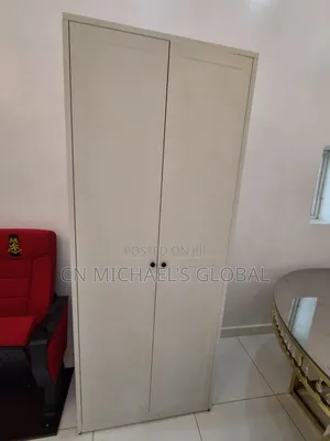 By 4 Drawer