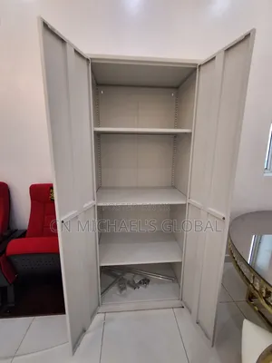 By 4 Drawer