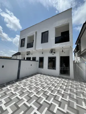 4bdrm Duplex in Sabo / Yaba for sale