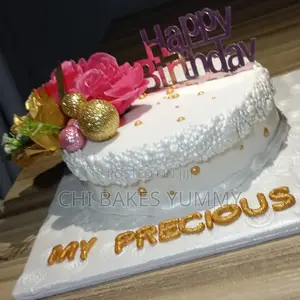 Fresh Red Velvet Vanilla Cakes In Port Harcourt