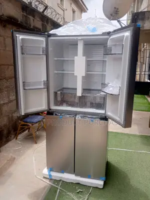 Frost-Free Hisense 54wc 4-Door Side-by-Side Fridge