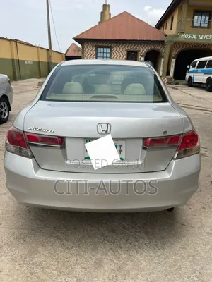 Honda Accord Sedan EX 2010 Silver
