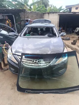Hyundai Sonata 2013 Windscreen Glass Available Installed at Chimatex
