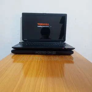 Laptop Toshiba Satellite C50 4GB Intel HDD 250GB