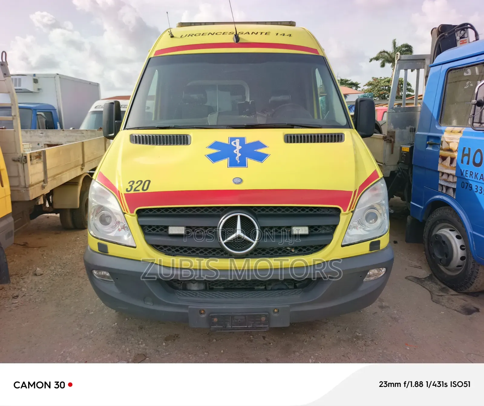 Mercedes-Benz Sprinter 2014 Yellow