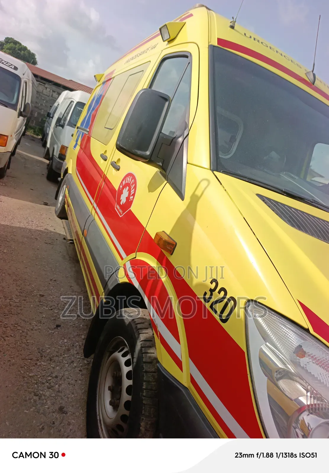 Mercedes-Benz Sprinter 2014 Yellow