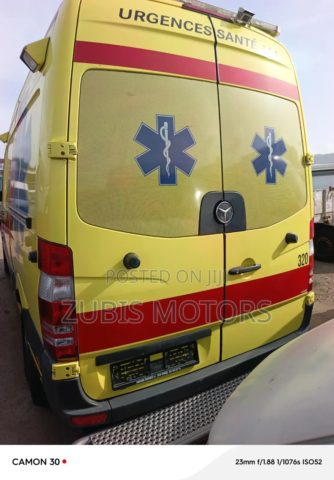 Mercedes-Benz Sprinter 2014 Yellow