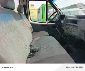 Ford Transit 2000 White
