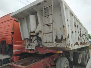 Tokunbo 60tons Tipping Bucket With Triple Axle 12 Tyres Big Barrel