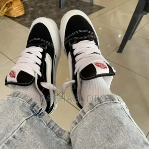Quality Vans Sneakers