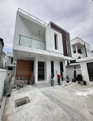 5bdrm Duplex in A Well Secured, Ikota for sale