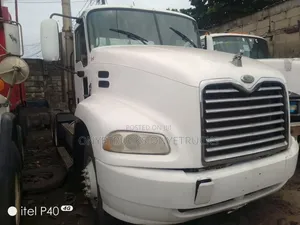 Tokunbo Vision Mack Ten Tyres Head Truck With Highest Grade of Engine