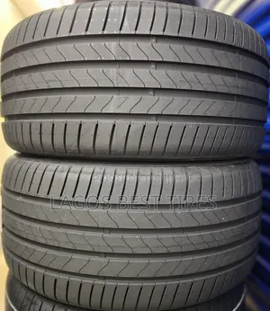 Brand New Bridgestone Turanza T005 - 235/40 R19 96y Xl