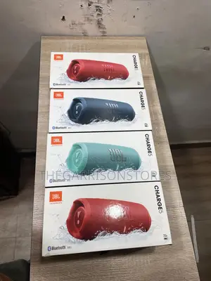 JBL Charge 5